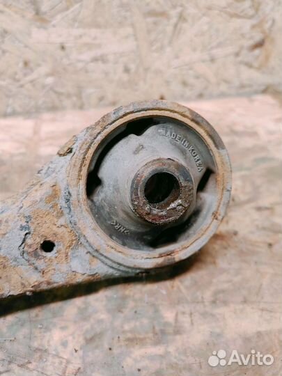 Рычаг передний правый Hyundai Tucson