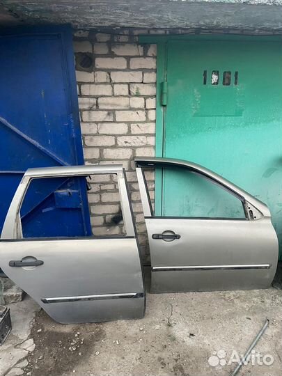Двери на LADA kalina