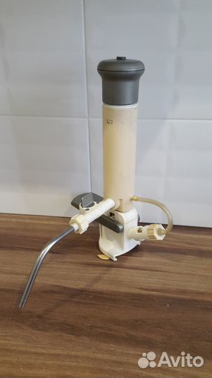 Насос-помпа для розлива напитков из кег