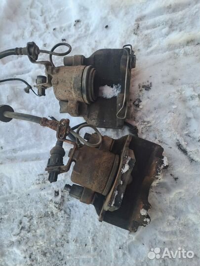 Суппорта передние Audi c4