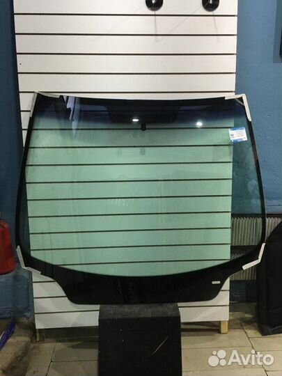 Лобовое стекло Пежо 307