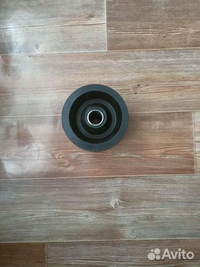 Колеса бортовые резиновые, новые