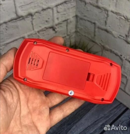 Портативная игровая приставка 620 игр