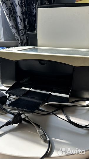 HP Deskjet F2180 сканер/принтер/копир 3в1