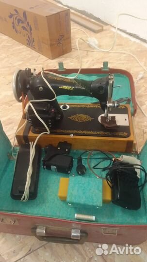Швейная машина