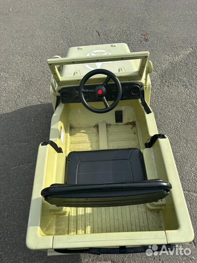 Детский электромоюиль с пультом управления