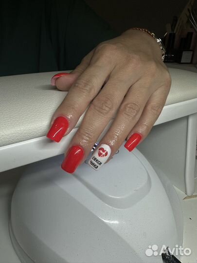 Наращивание ногтей