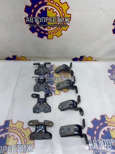 Петля двери Hyundai Solaris 2 1.6 G4FG 2019