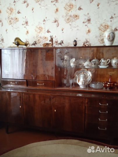 Стенка в гостиную