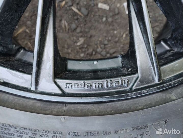 Колеса 5 120 R19 OZ Racing на Land Rover