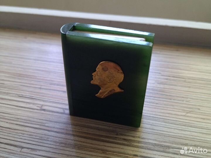 Пресс-папье из малахита