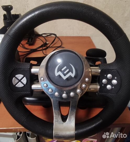 Игровой руль с педалями seven GC-W800