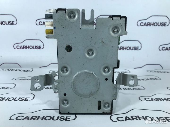 Усилитель антенны Audi A3