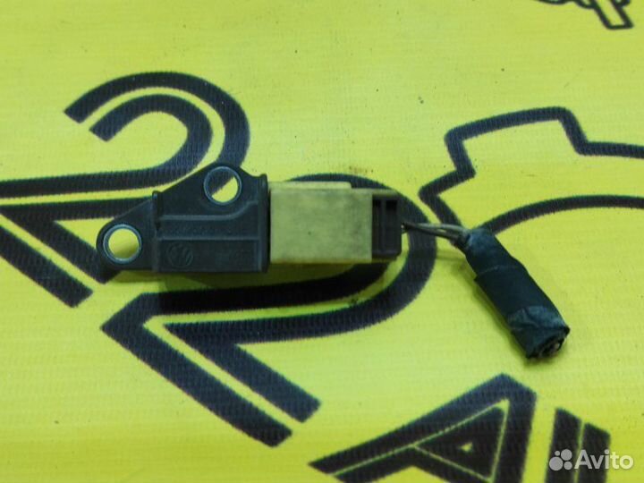 Датчик Airbag передний левый Audi A4 8K2 CAE