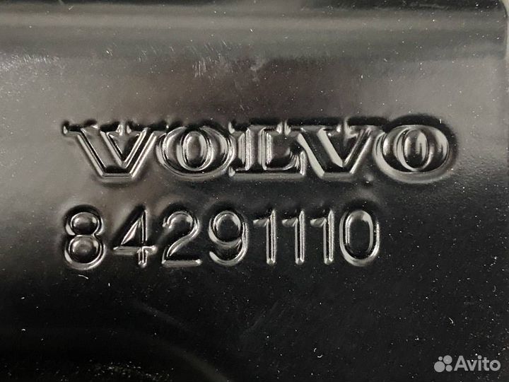 Крепление фары (кронштейн фары) Volvo FM5 84291110