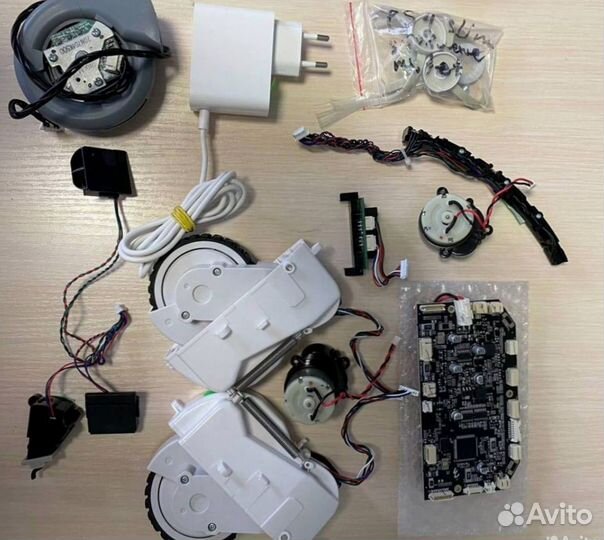 Запчасти для робота-пылесоса