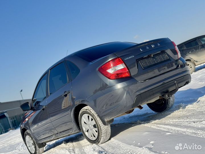 LADA Granta 1.6 МТ, 2022, 52 007 км
