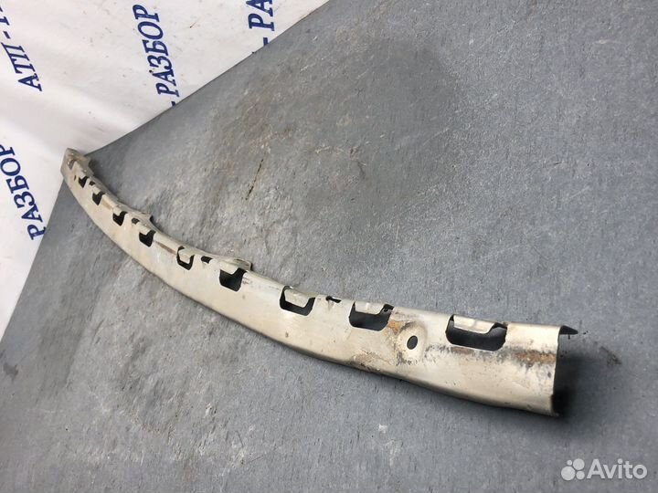 Зад крепление бампера lancer 10