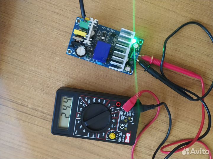 Блок питания ac/dc адаптер AC 100-240V на DC 24V