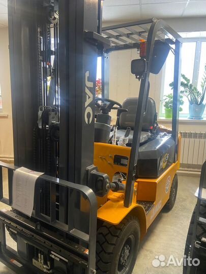 Вилочный погрузчик JAC CPCD15, 2023