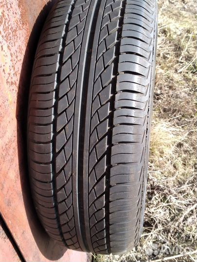 Hankook Optimo K406 235/60 R15 100H