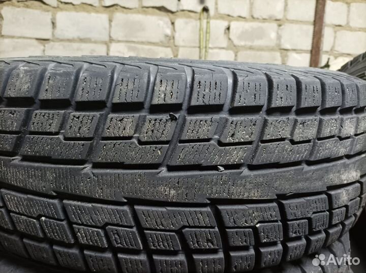 Yokohama Geolandar I/T-S G073 215/70 R16