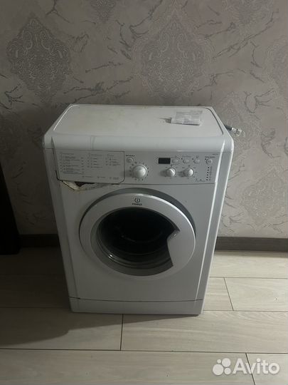 Стиральная машина indesit