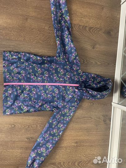 Ветровка для девочки