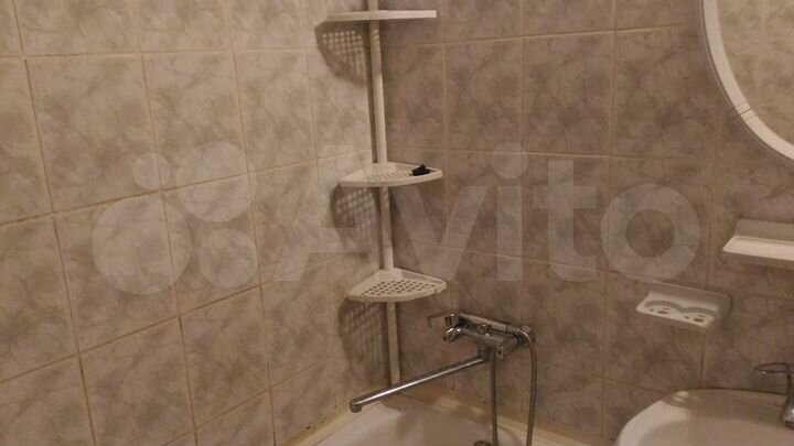 2-к. квартира, 52 м², 4/5 эт.