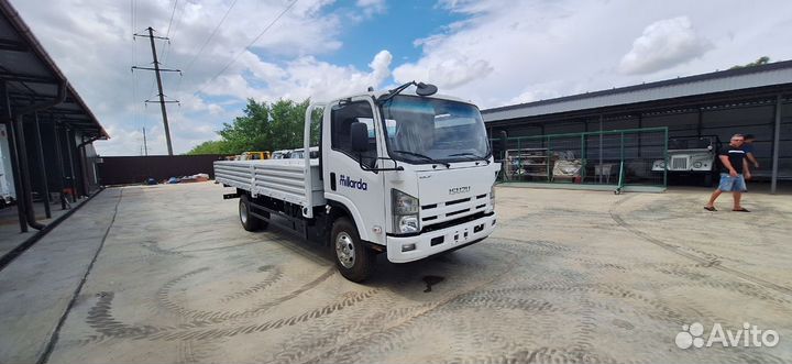 Isuzu Elf, 2024
