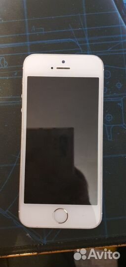 iPhone 5S, 16 ГБ