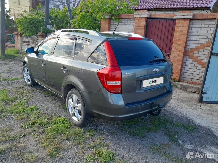 Kia Ceed 1.6 AT, 2011, 175 230 км