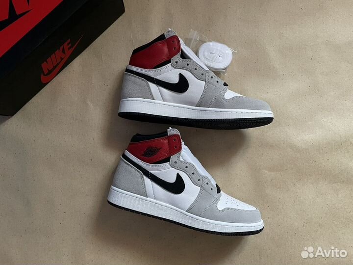 Nike Air Jordan 1 Retro High Smoke Grey 7y
