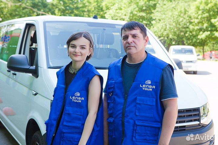 Экскурсовод Гид Петербург и пригороды на минивэне