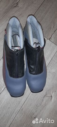 Лыжные ботинки marax