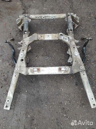 Подрамник передний range rover sport 2