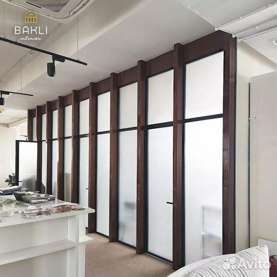 Стеклянные офисные перегородки