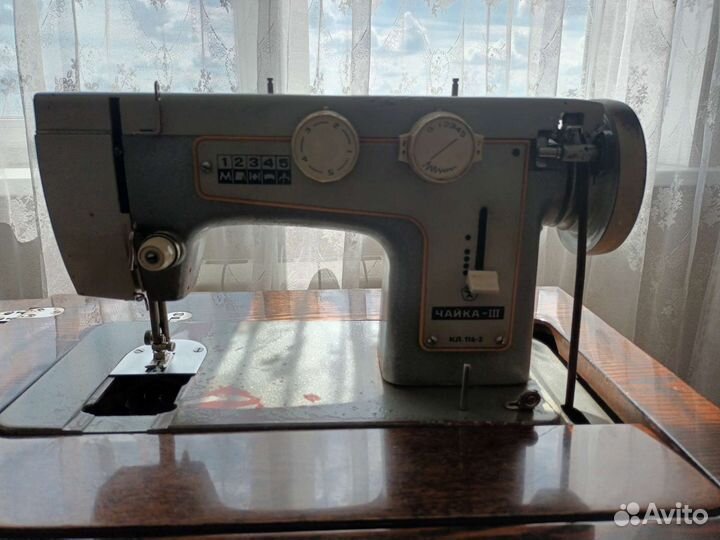 Швейная машина Чайка 3
