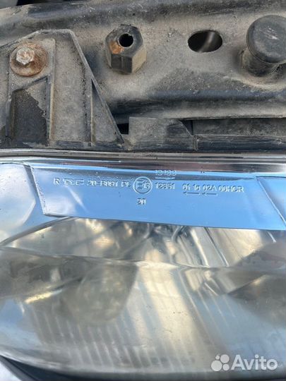 Фара передняя правая Fiat Albea 2008