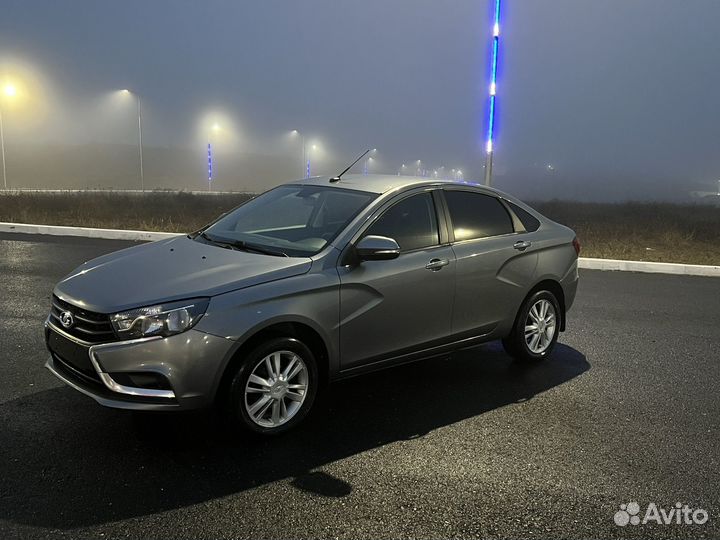 LADA Vesta 1.8 AMT, 2017, 140 000 км