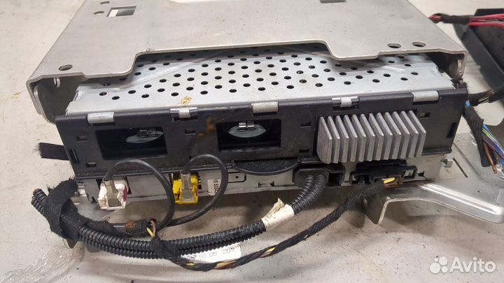 Блок управления радиоприемником Audi A8 (D3), 2006