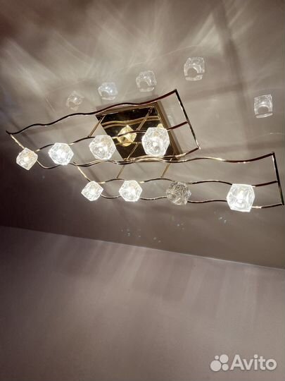 Люстра потолочная