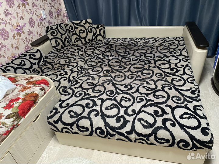 Угловой диван