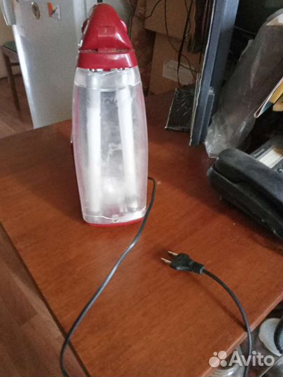 Фонарь с радиоприемником