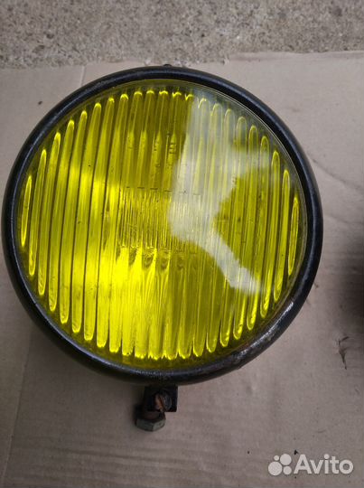 Фары противотуманные желтые