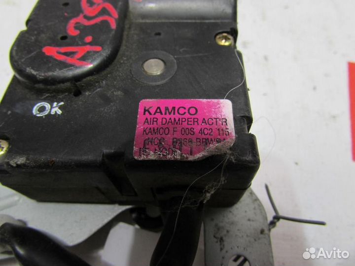 Моторчик заслонки печки для Hyundai Sonata 4 2001