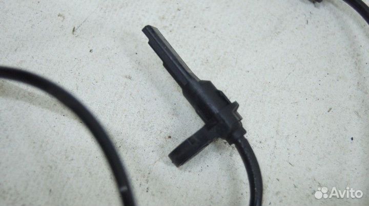 Датчик ABS FL forester 2016 (Электрооборудование
