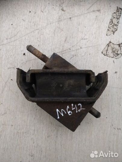 Опора двигателя Ssangyong Rexton 1 D27DT 2006