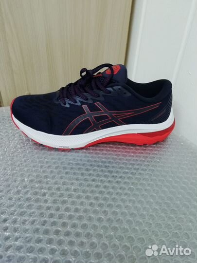 Мужские кроссовки Asics gt 2000 11 новые