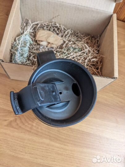 Продам термокружка и вело бутылка